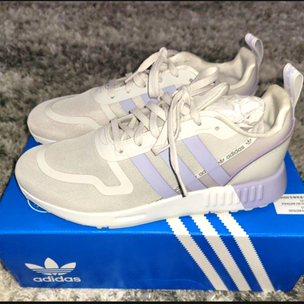 adidas Women's Light Gray and Lavender Casual Sneakers